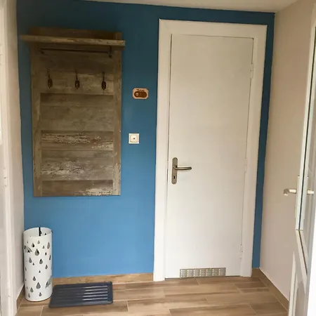 Kreatives Wohnen Unter Reet Ruhig Und Doch Zentral Appartement
